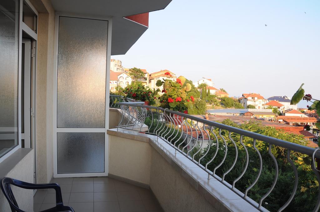 Hotel Babeva สวิติ วลัส ภายนอก รูปภาพ